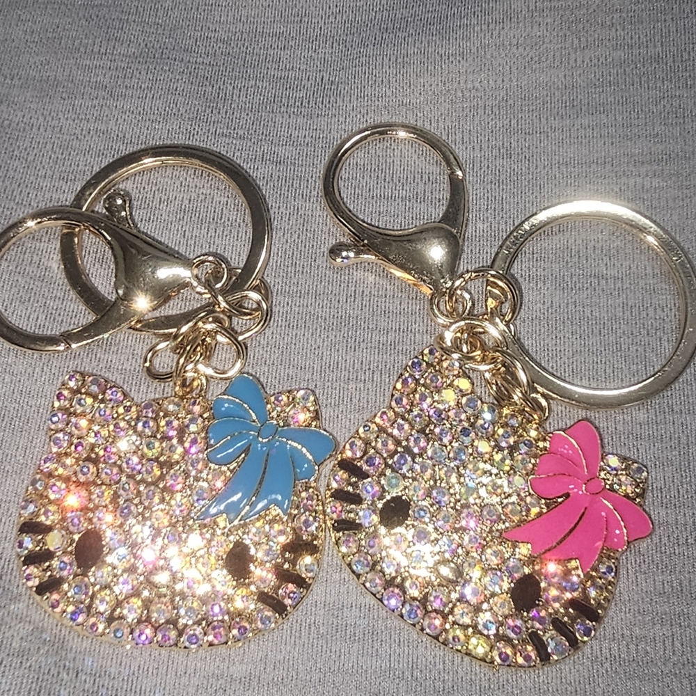 ⚡️NEW‎ Hello Kitty Rhinestone Bling Keychain Bag Charm  Select 2 - Picture 3 of 4